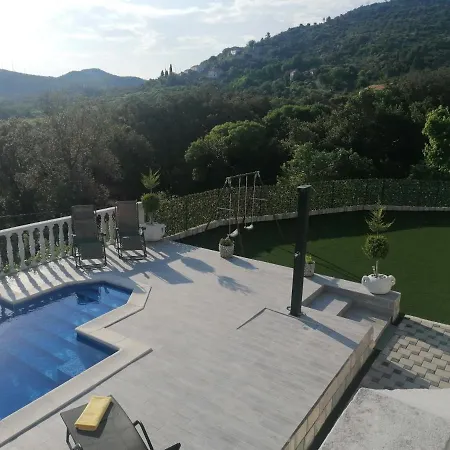 Sunny Hill Villa Ston