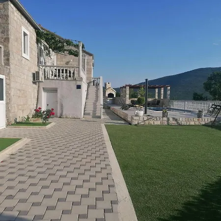 ヴィラ Sunny Hill *