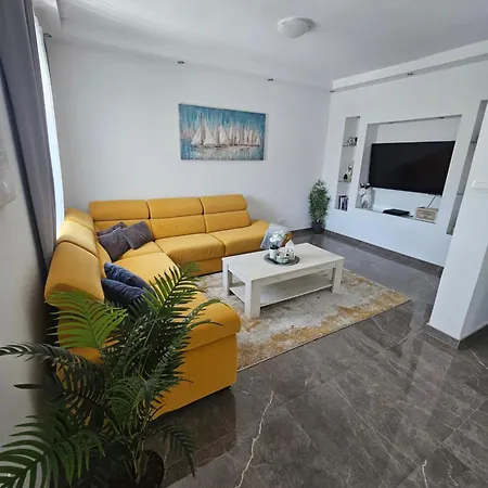 Sunny Hill Villa Ston